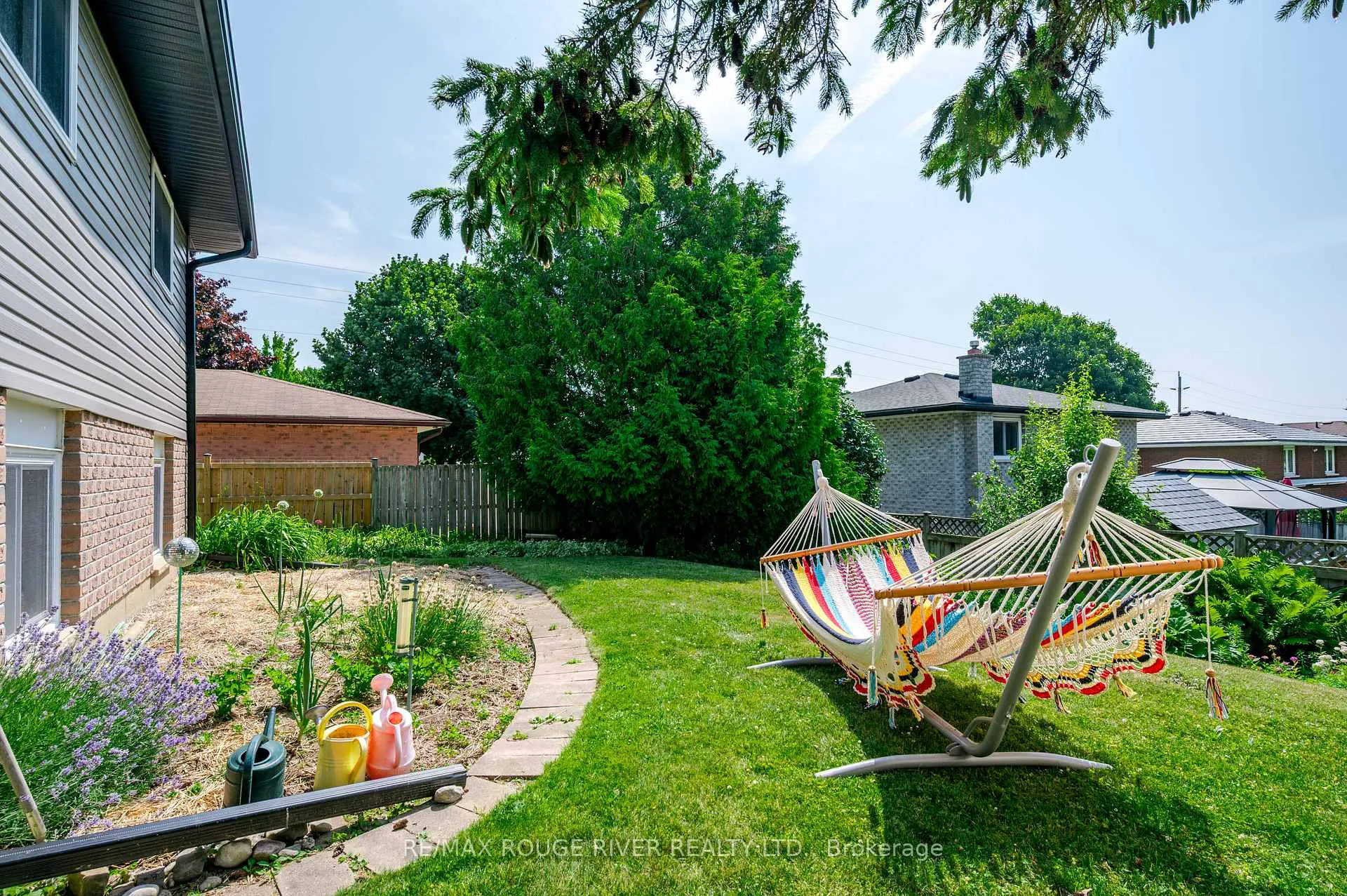 Photo 4 of 875 Westwood Crescent, Cobourg — HOMEH
