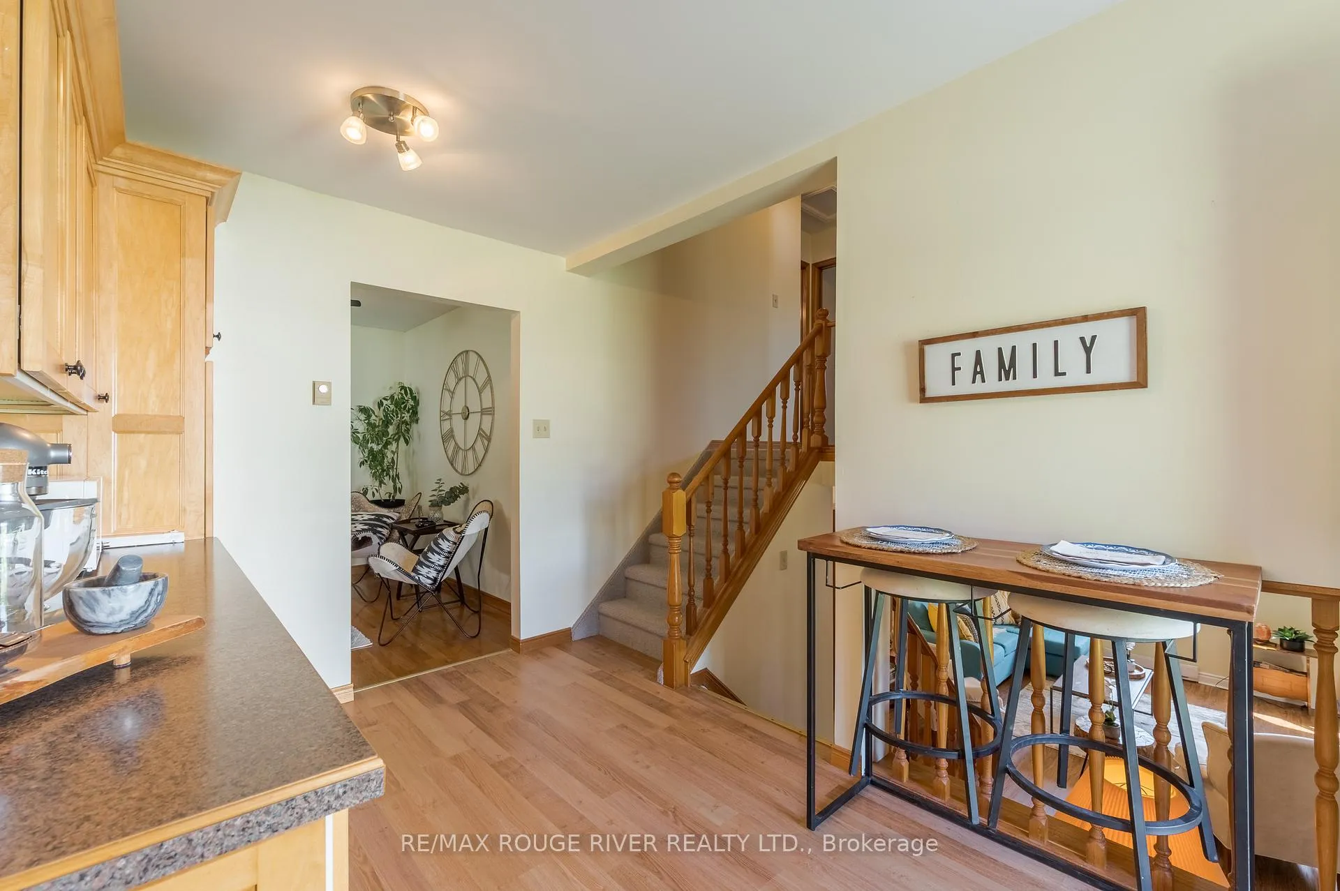 Photo 15 of 875 Westwood Crescent, Cobourg — HOMEH