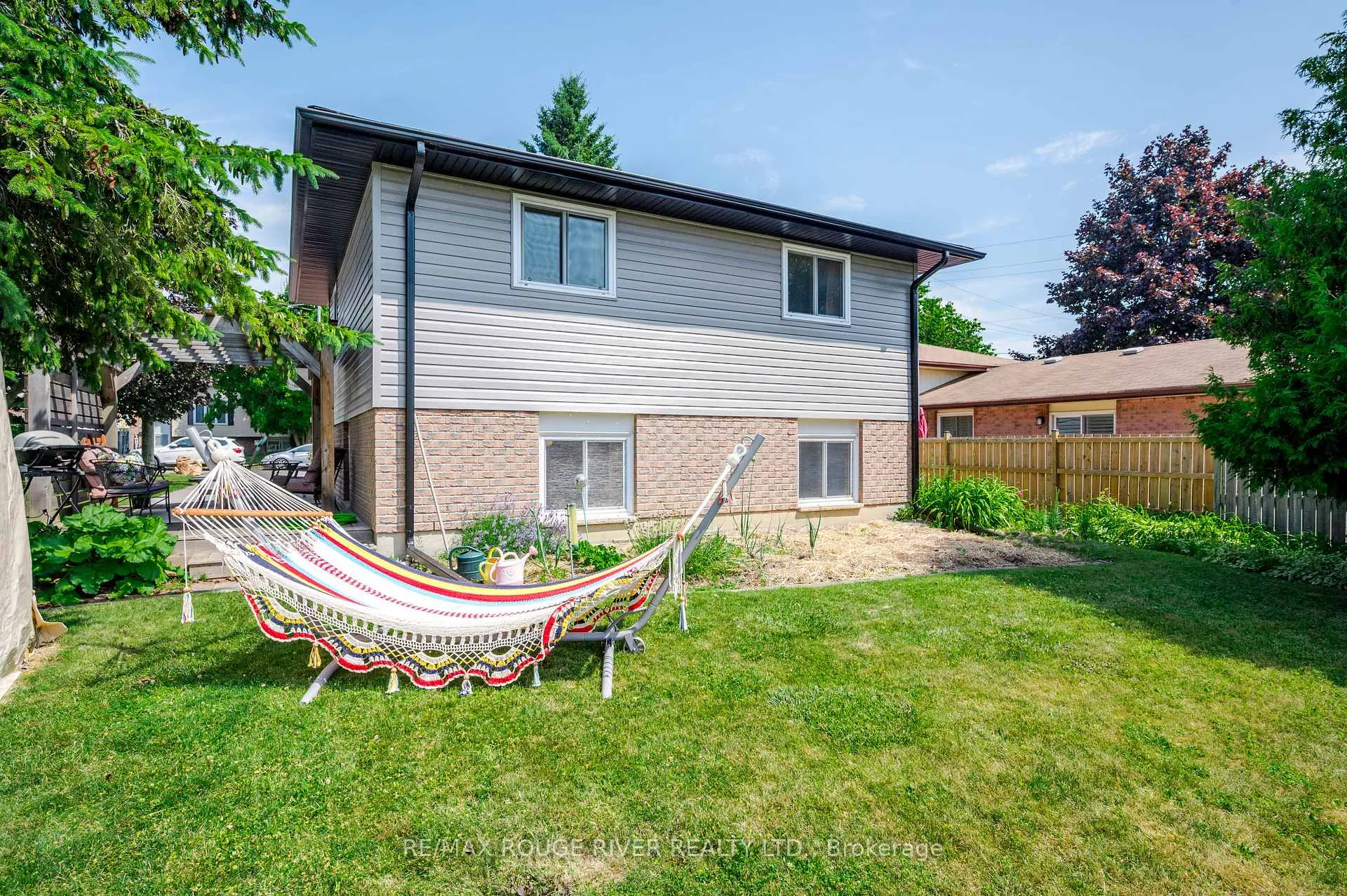 Photo 37 of 875 Westwood Crescent, Cobourg — HOMEH