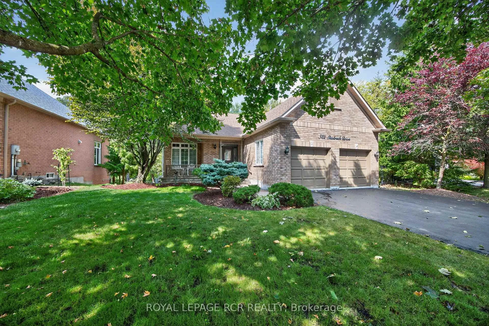 Photo 2 of 932 Shadrach Drive, Newmarket, Stonehaven-Wyndham — HOMEH