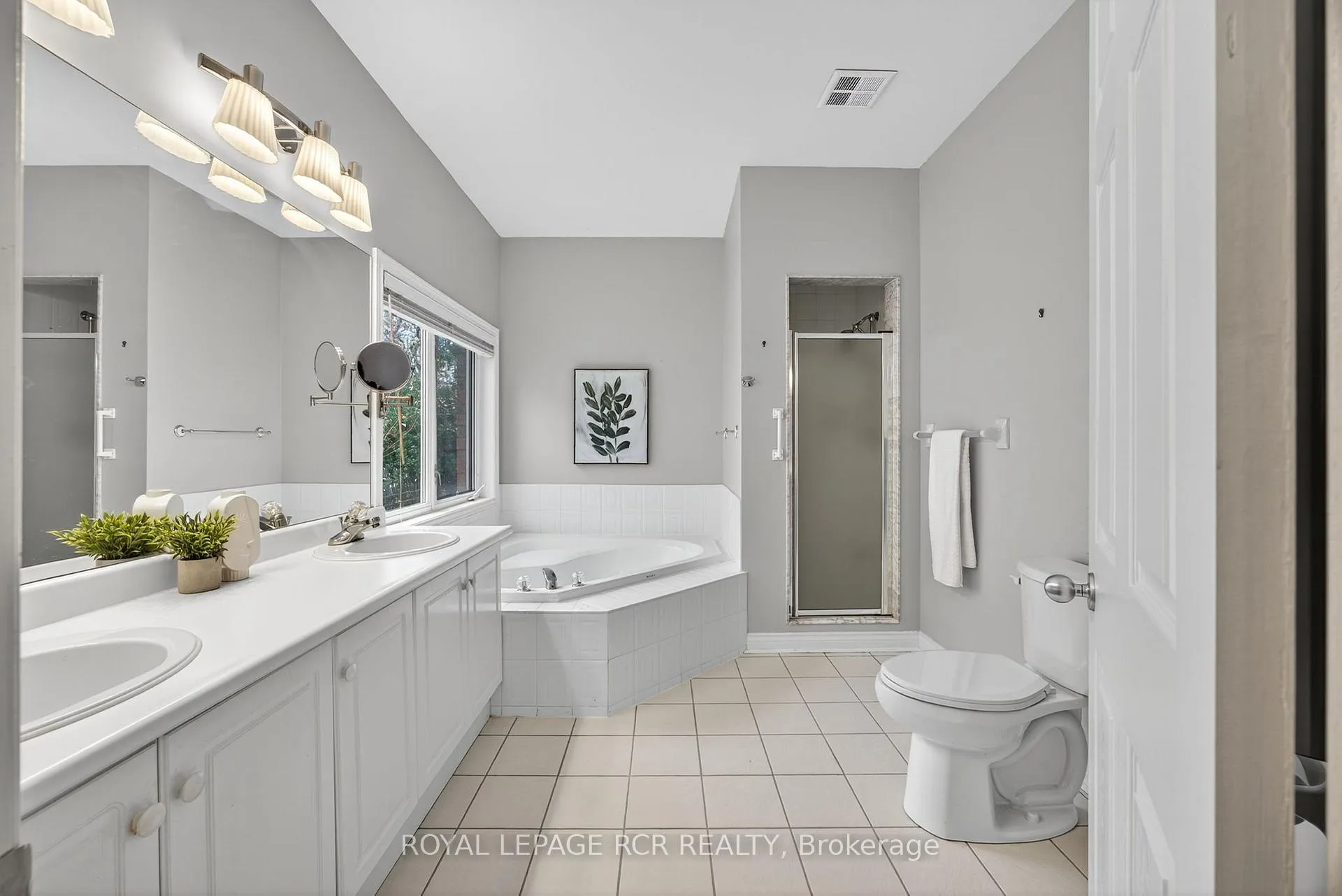 Photo 23 of 932 Shadrach Drive, Newmarket, Stonehaven-Wyndham — HOMEH