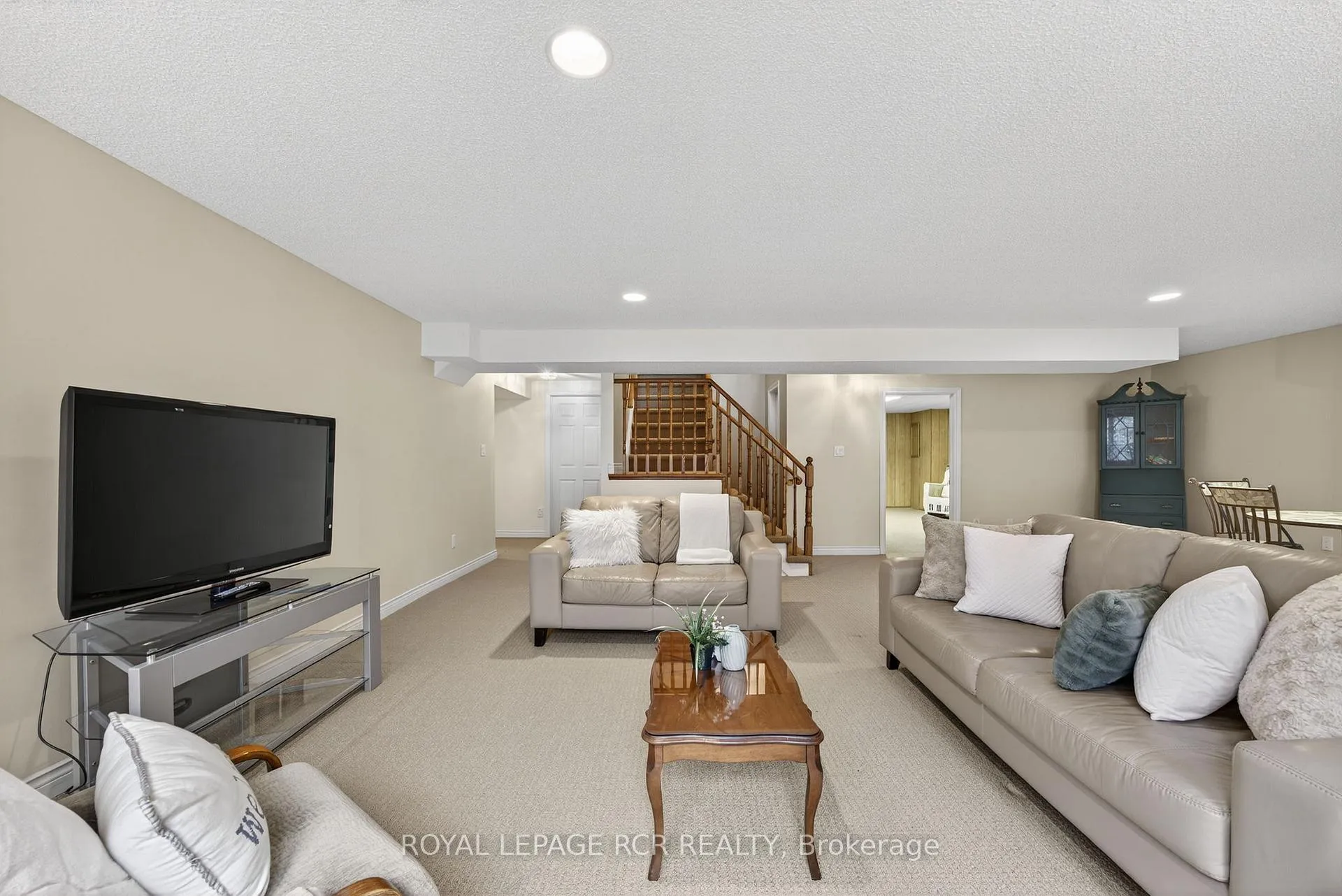 Photo 31 of 932 Shadrach Drive, Newmarket, Stonehaven-Wyndham — HOMEH