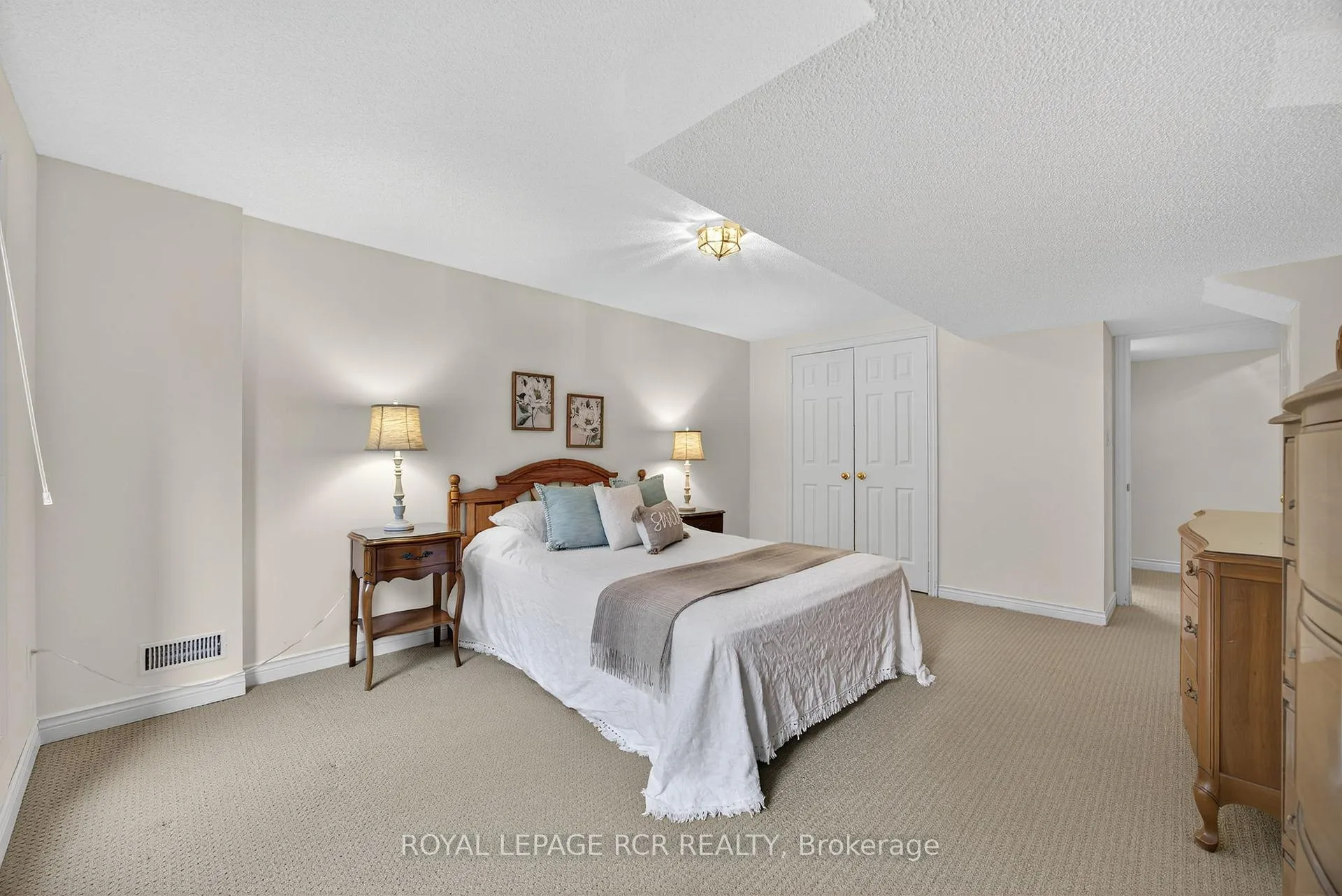Photo 34 of 932 Shadrach Drive, Newmarket, Stonehaven-Wyndham — HOMEH