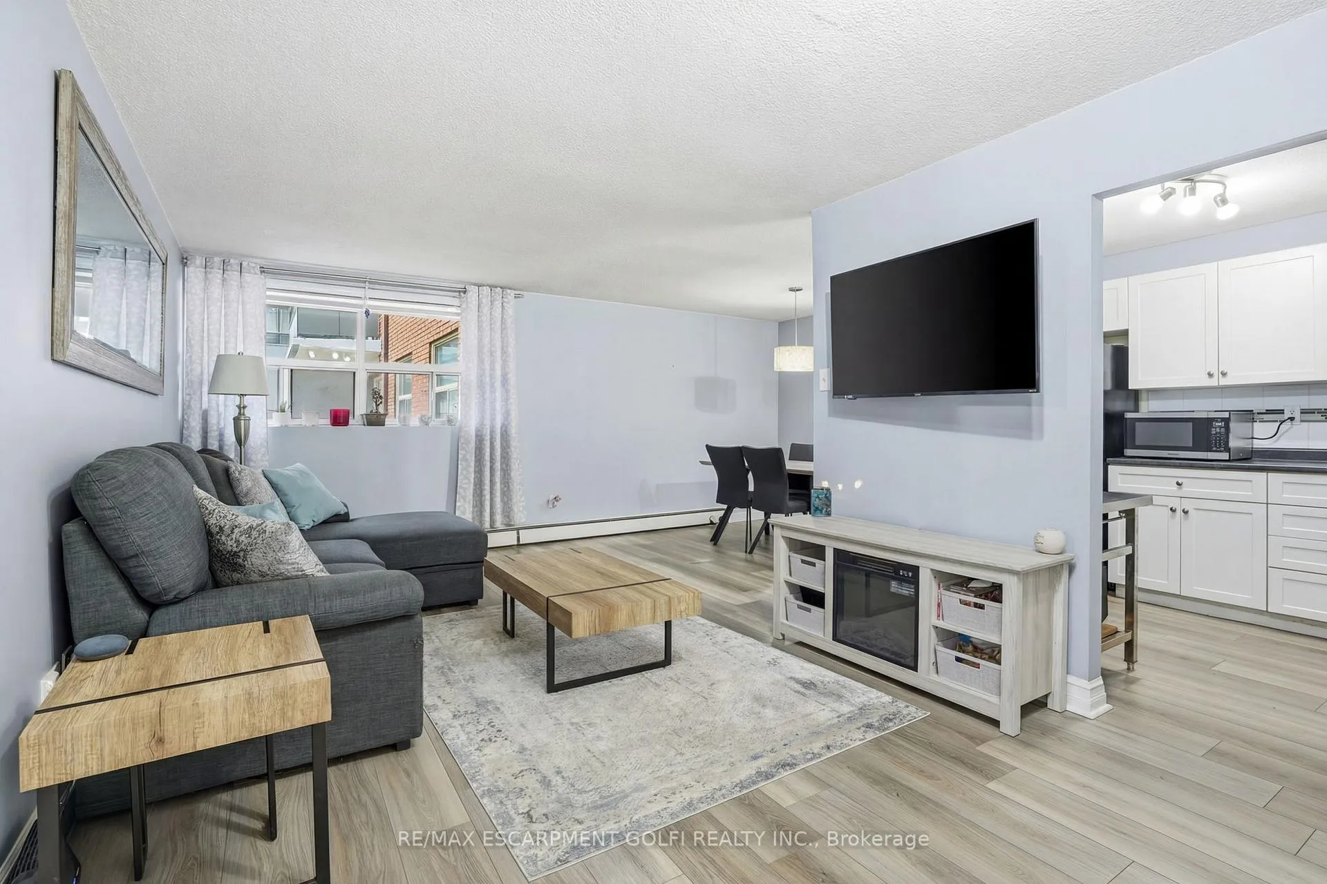 Photo 5 of Unit 108, 242 Oakdale Avenue, St. Catharines, Oakdale — HOMEH