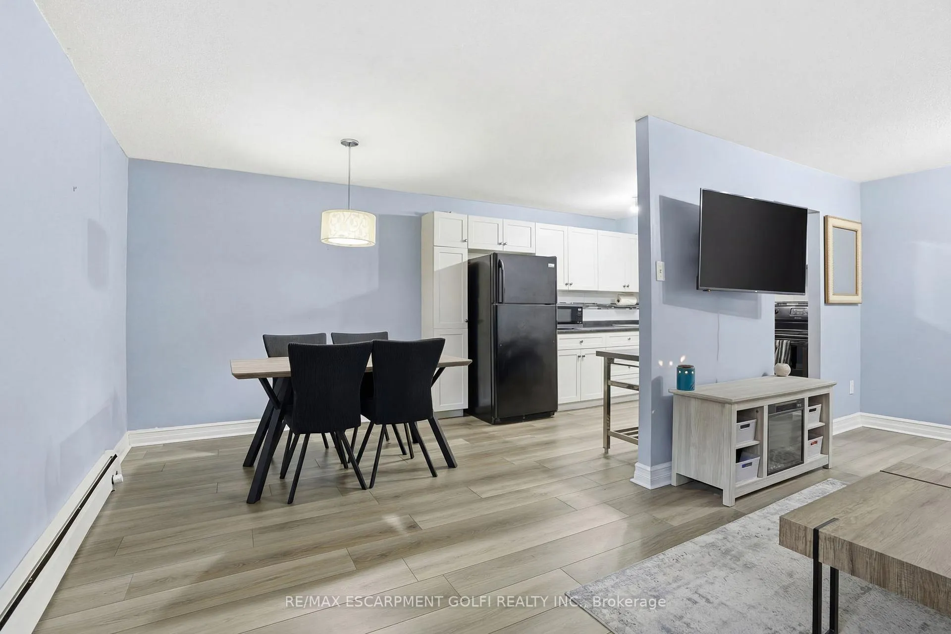 Photo 9 of Unit 108, 242 Oakdale Avenue, St. Catharines, Oakdale — HOMEH