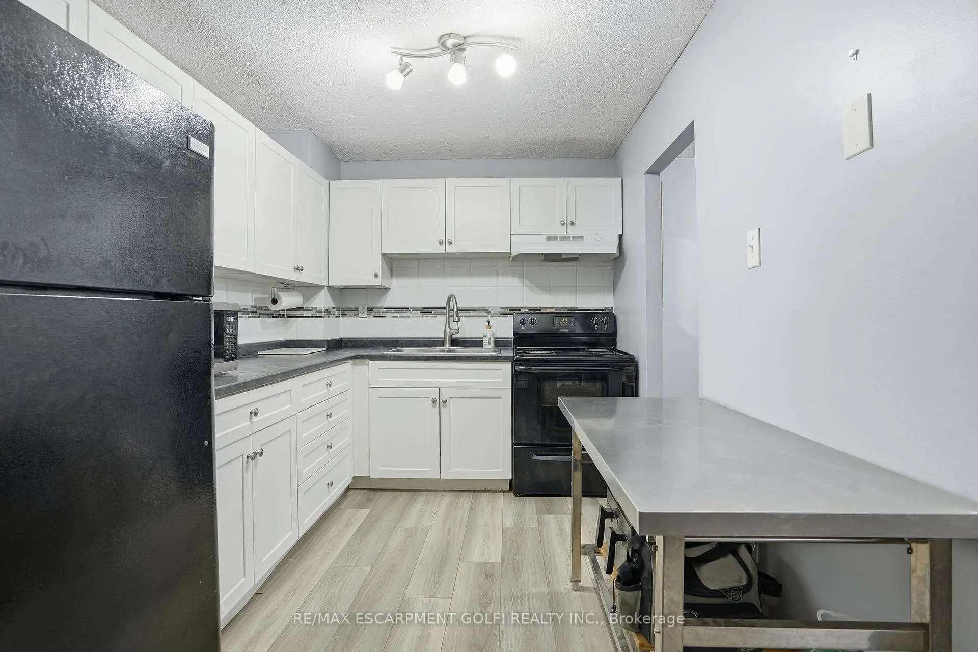 Photo 12 of Unit 108, 242 Oakdale Avenue, St. Catharines, Oakdale — HOMEH