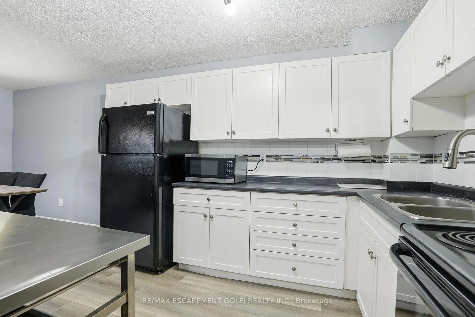 Photo 13 of Unit 108, 242 Oakdale Avenue, St. Catharines, Oakdale — HOMEH