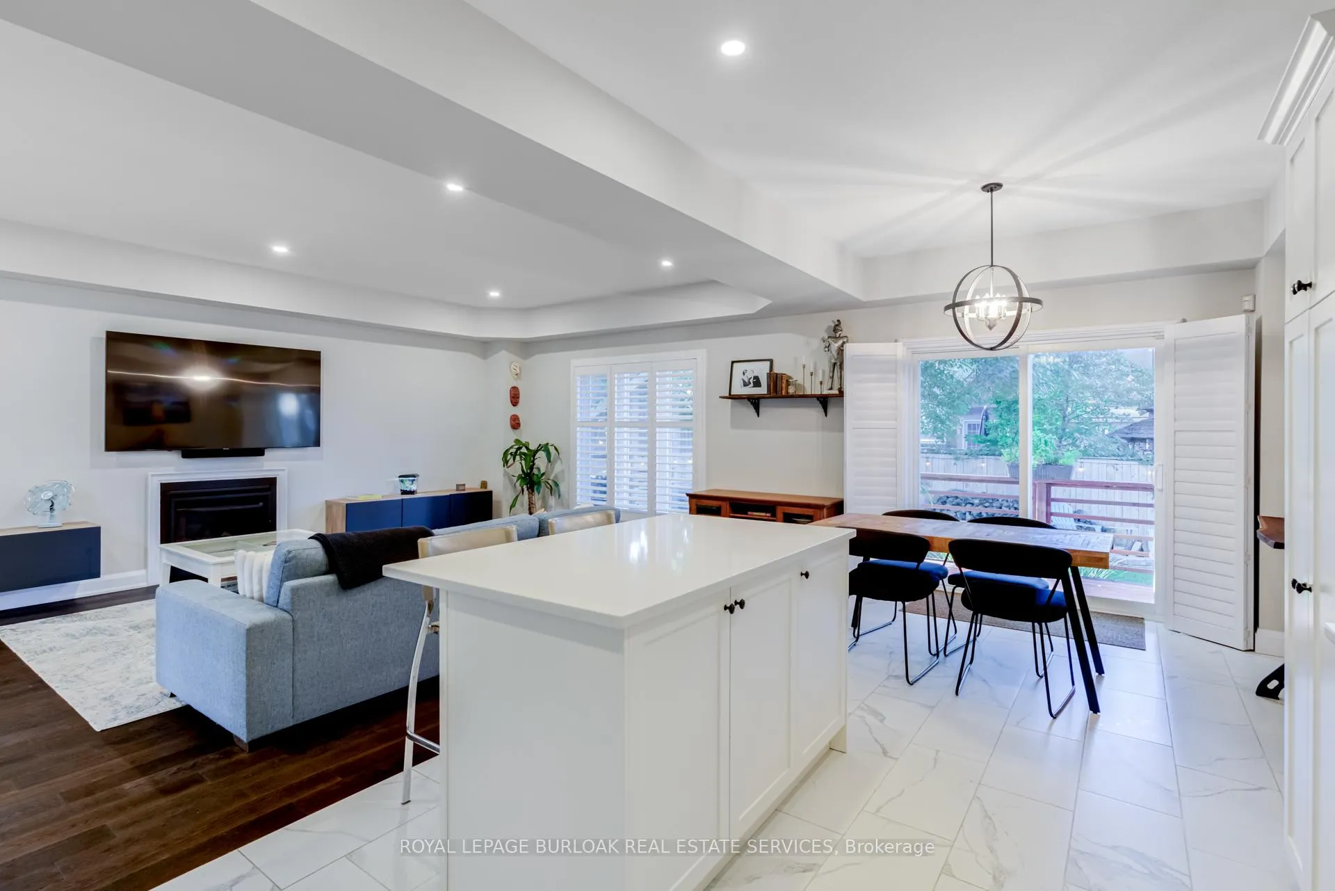 Photo 19 of 13 Clare Avenue, Hamilton, Hamilton Beach — HOMEH