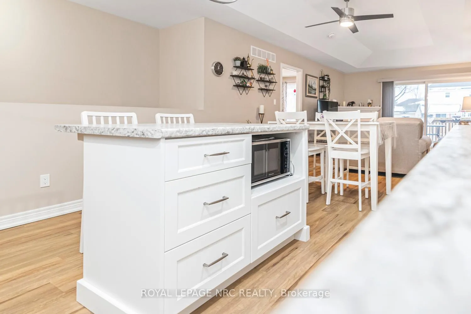 Photo 7 of Unit 6, 152 Cross Street E, Haldimand, Dunnville — HOMEH