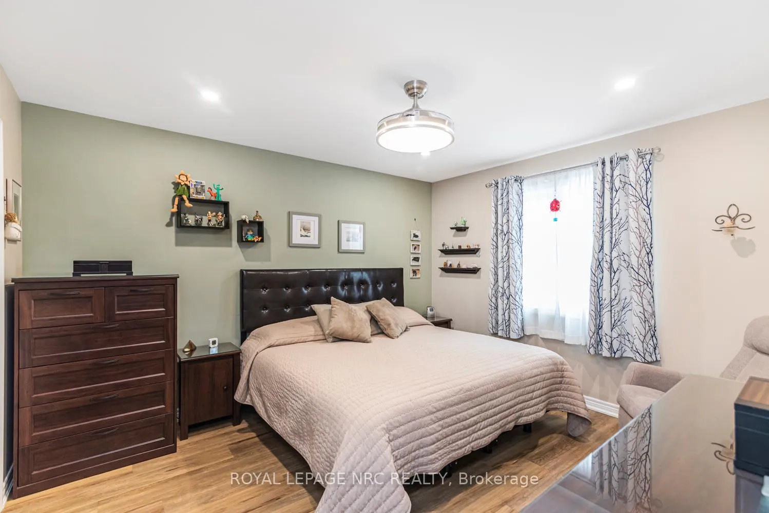 Photo 13 of Unit 6, 152 Cross Street E, Haldimand, Dunnville — HOMEH