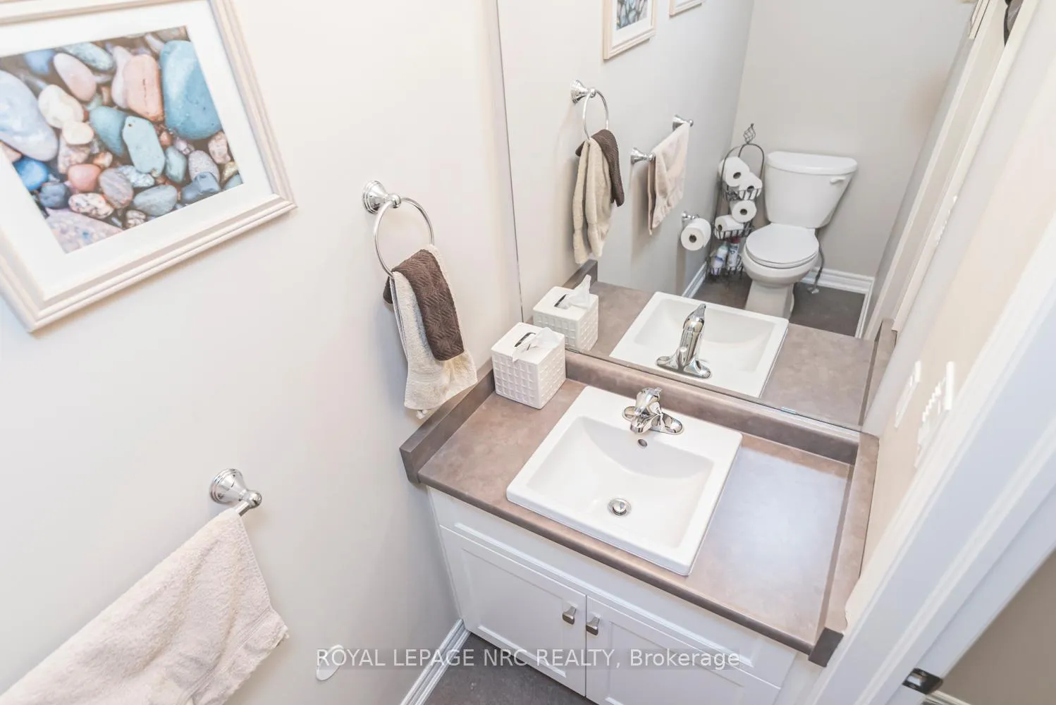 Photo 23 of Unit 6, 152 Cross Street E, Haldimand, Dunnville — HOMEH