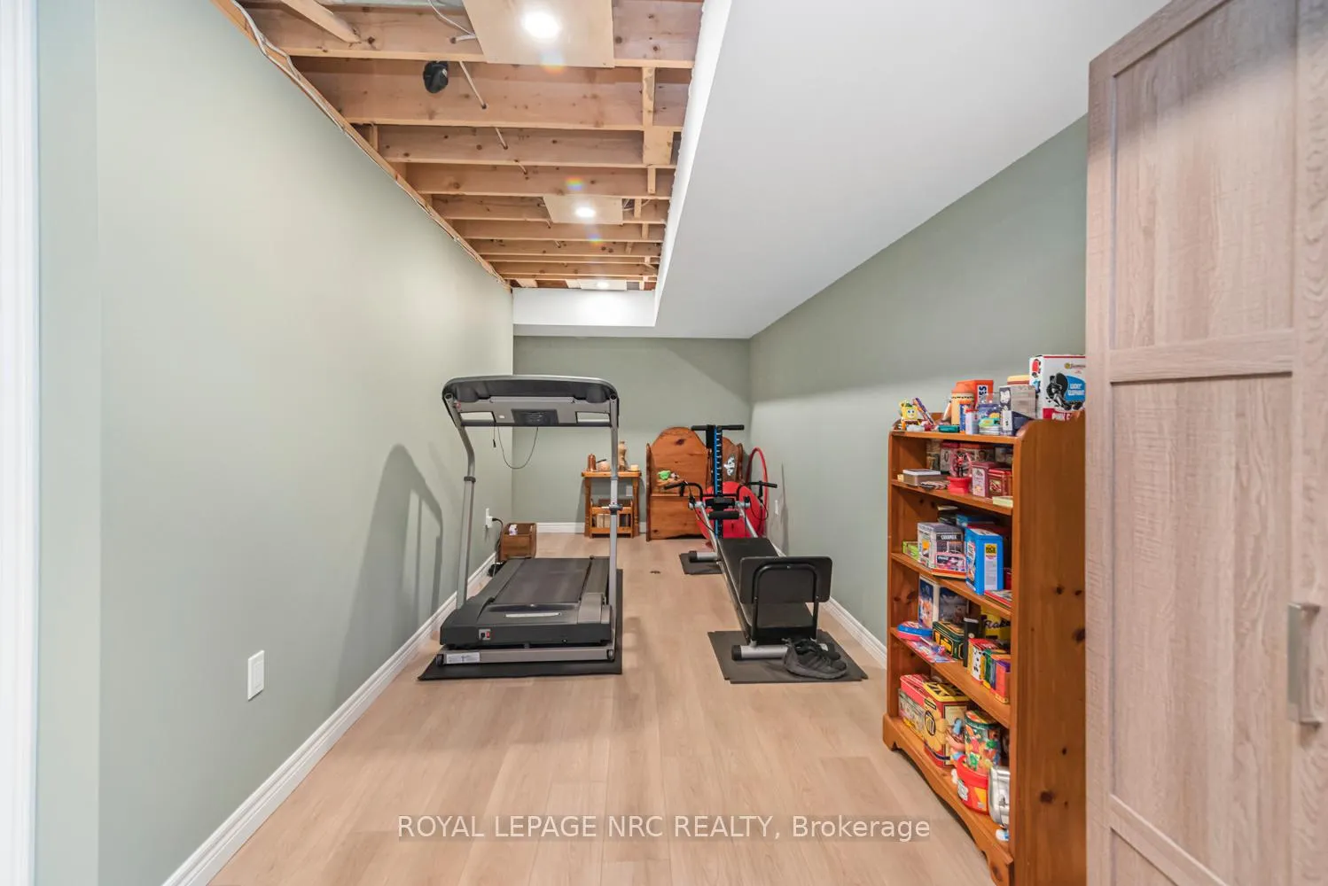 Photo 25 of Unit 6, 152 Cross Street E, Haldimand, Dunnville — HOMEH