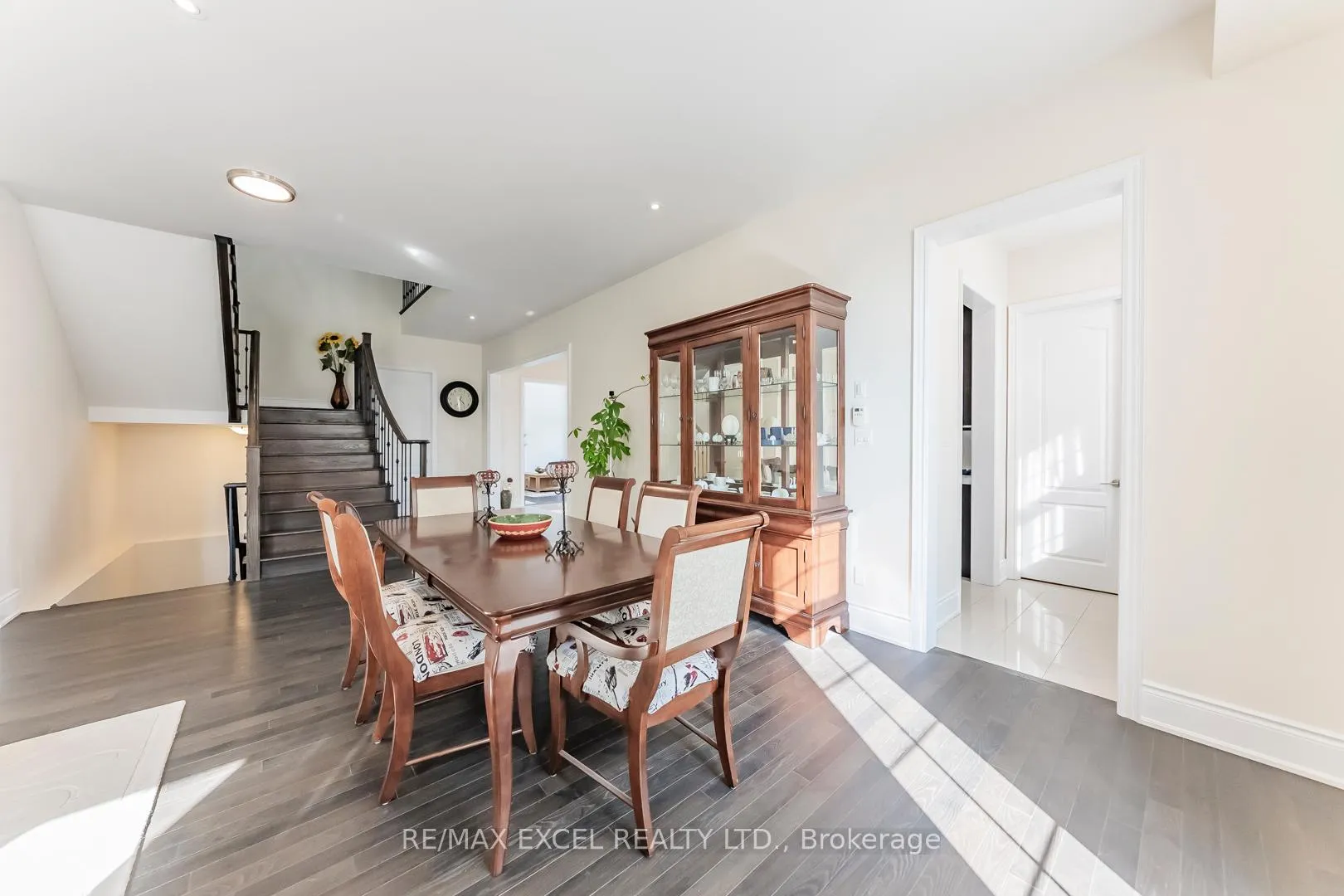 Photo 11 of 21 Paradise Valley Trail, King, Nobleton — HOMEH