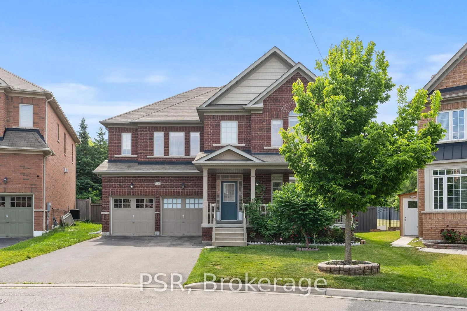 Photo 4 of 12 Danfield Court, Brampton, Credit Valley — HOMEH