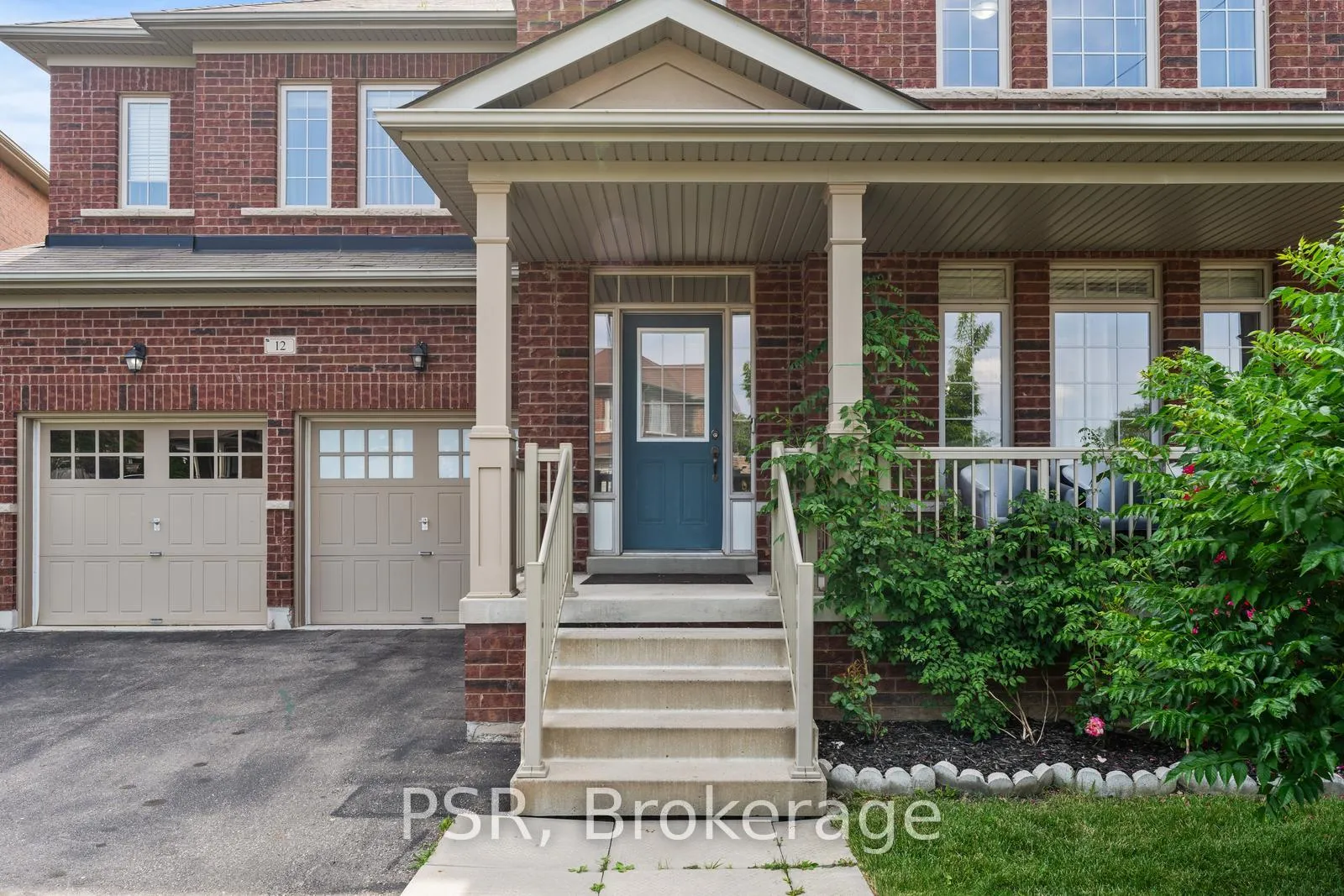 Photo 5 of 12 Danfield Court, Brampton, Credit Valley — HOMEH