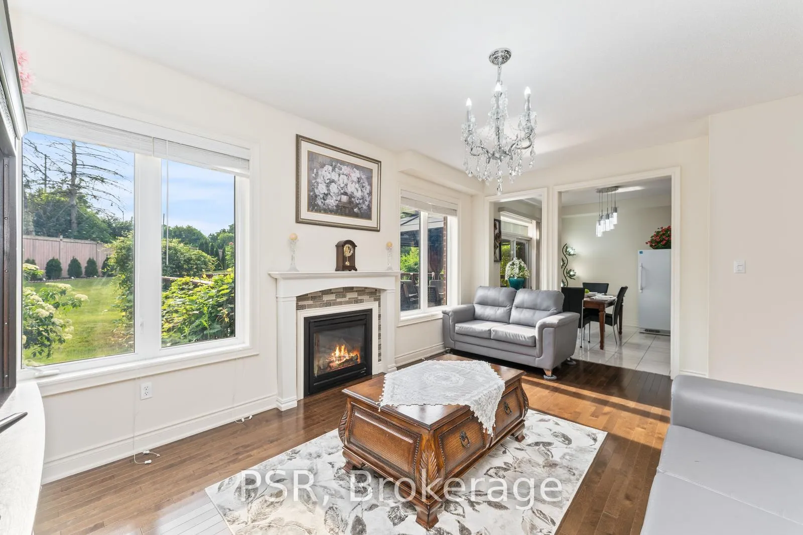 Photo 13 of 12 Danfield Court, Brampton, Credit Valley — HOMEH