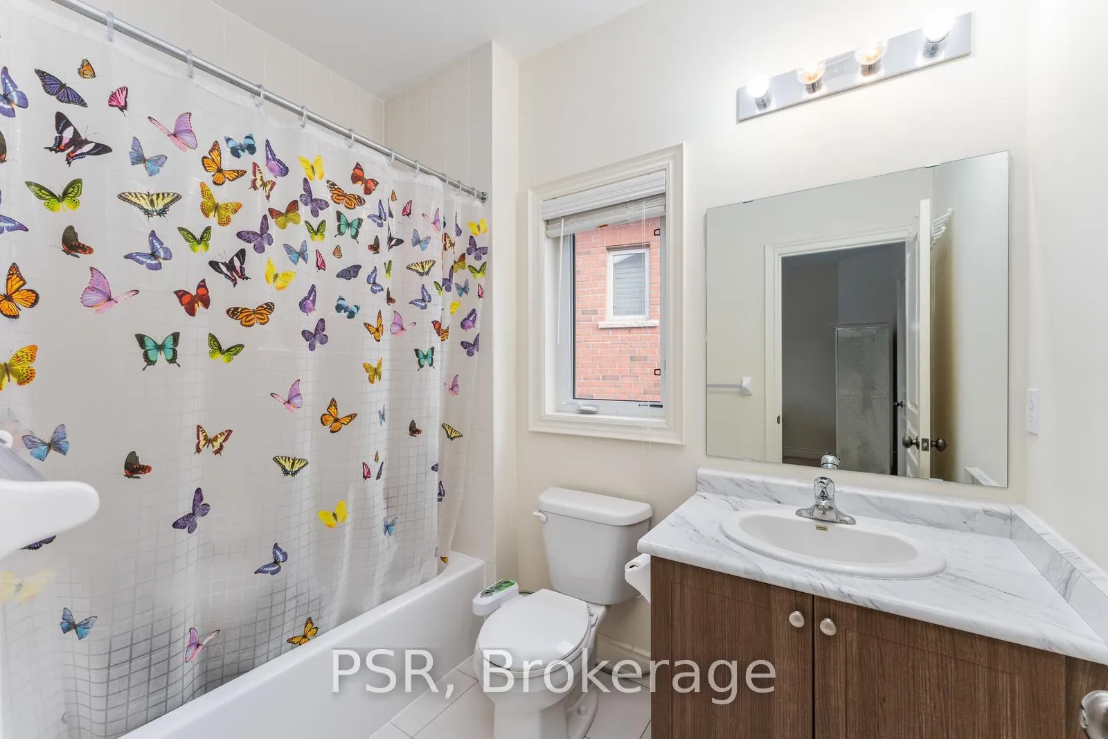 Photo 20 of 12 Danfield Court, Brampton, Credit Valley — HOMEH