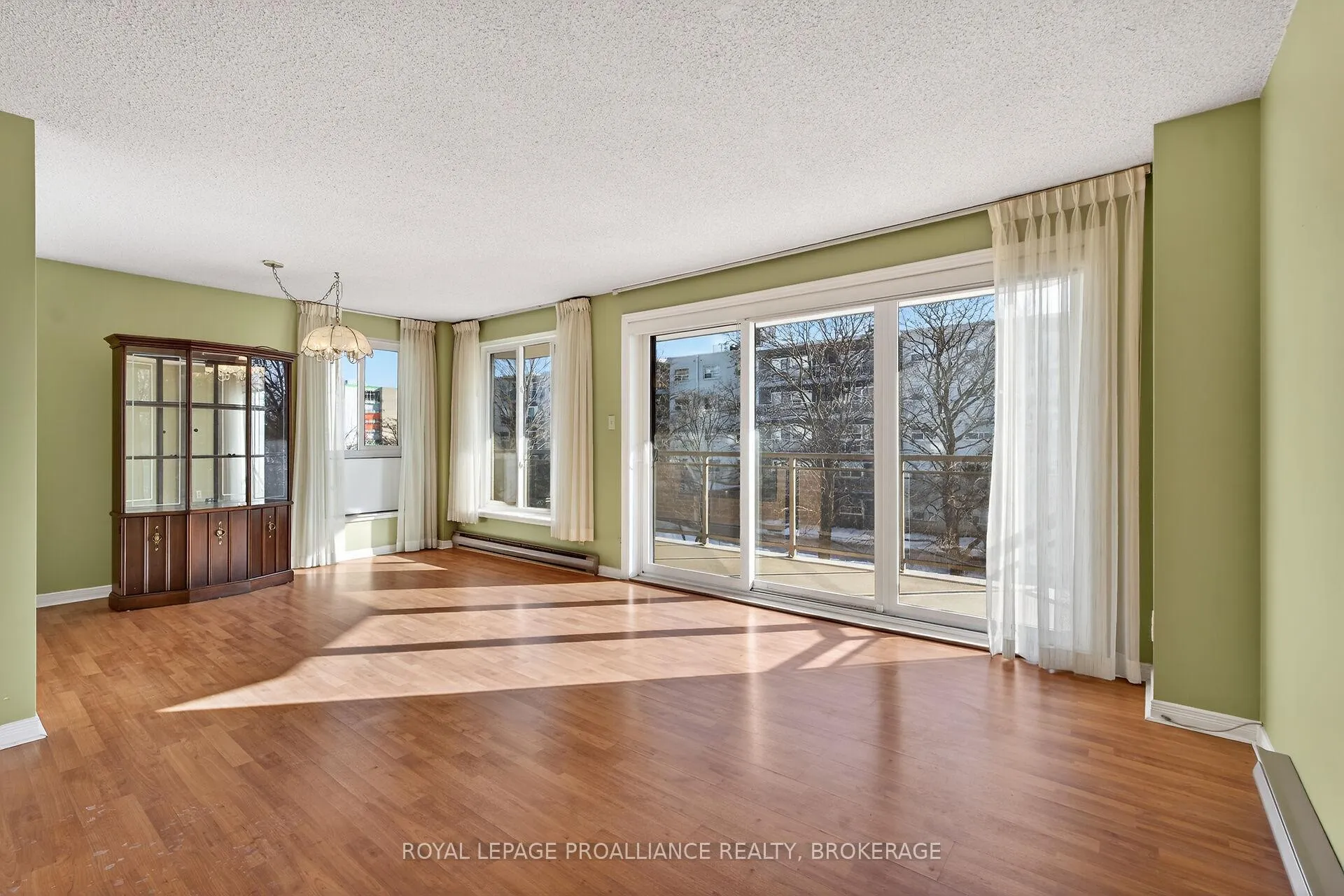 Photo 7 of Unit 306, 257 Bath Road, Kingston, West of Sir John A. Blvd — HOMEH