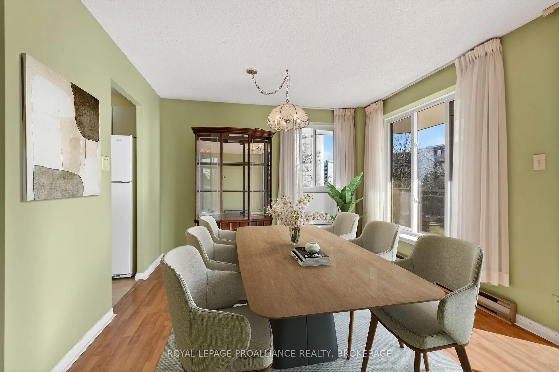 Photo 8 of Unit 306, 257 Bath Road, Kingston, West of Sir John A. Blvd — HOMEH