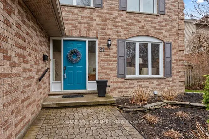 Photo 3 of 31 Mountainview Crescent, London, South N — HOMEH