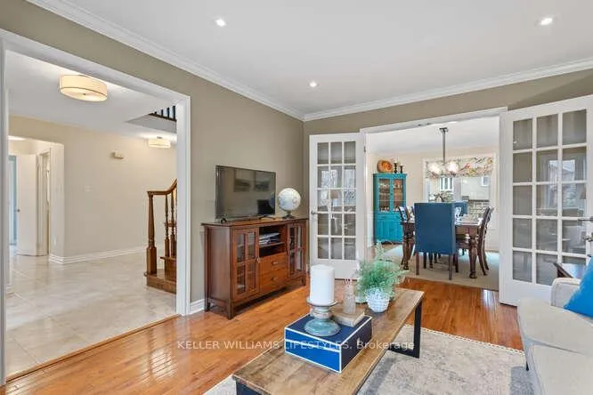 Photo 10 of 31 Mountainview Crescent, London, South N — HOMEH