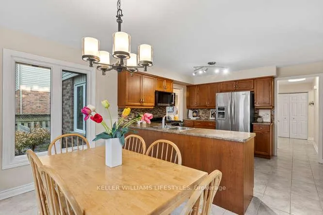 Photo 14 of 31 Mountainview Crescent, London, South N — HOMEH