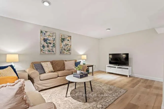 Photo 35 of 31 Mountainview Crescent, London, South N — HOMEH