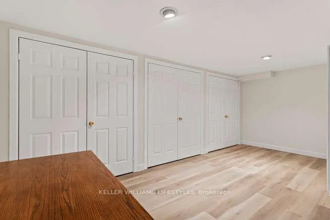 Photo 37 of 31 Mountainview Crescent, London, South N — HOMEH