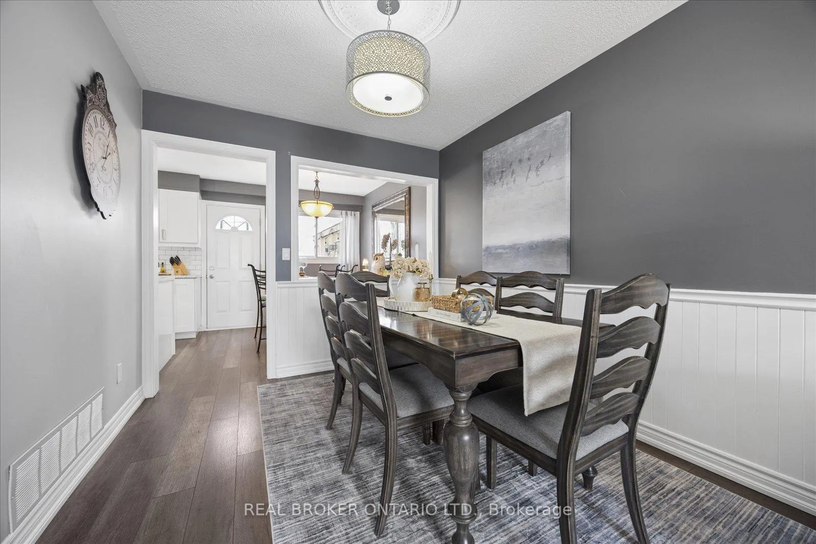 Photo 9 of 123 Vancouver Street, Oshawa, Vanier — HOMEH