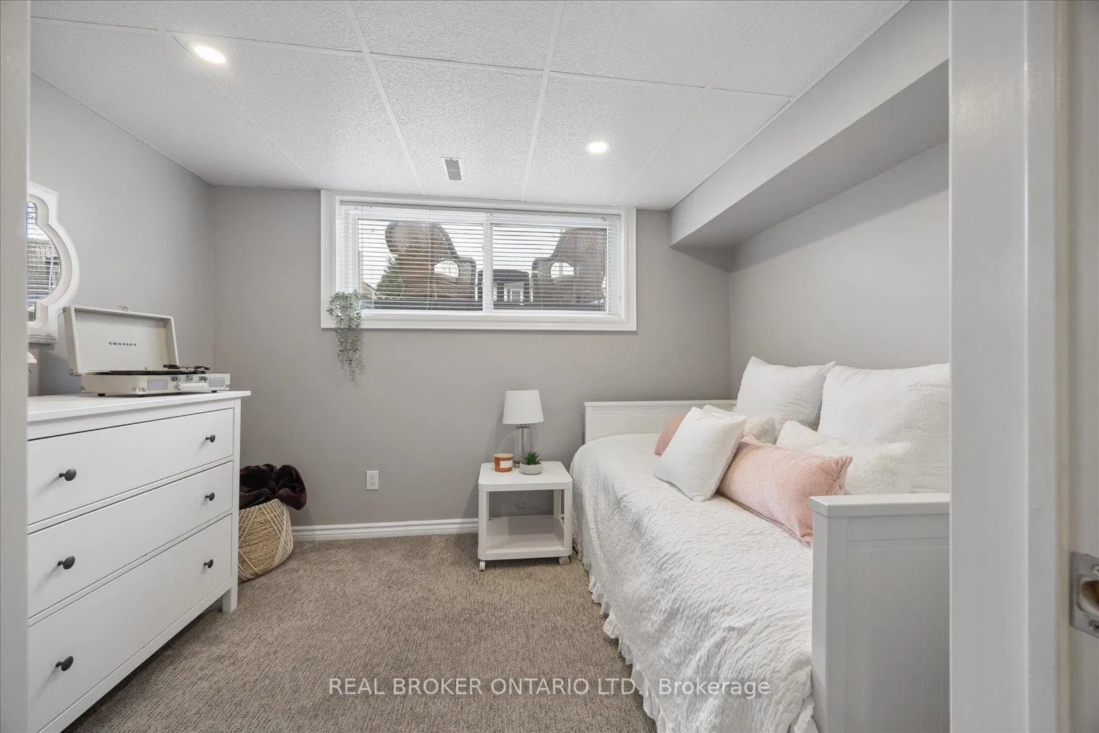 Photo 38 of 123 Vancouver Street, Oshawa, Vanier — HOMEH