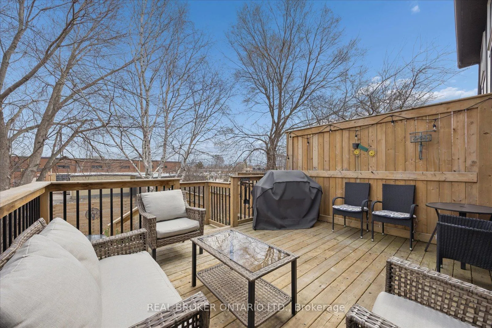 Photo 41 of 123 Vancouver Street, Oshawa, Vanier — HOMEH