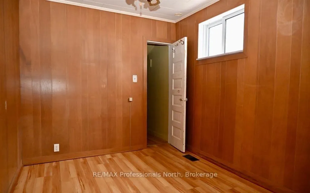 Photo 10 of 330 John Street S, Gravenhurst, Muskoka (S) — HOMEH
