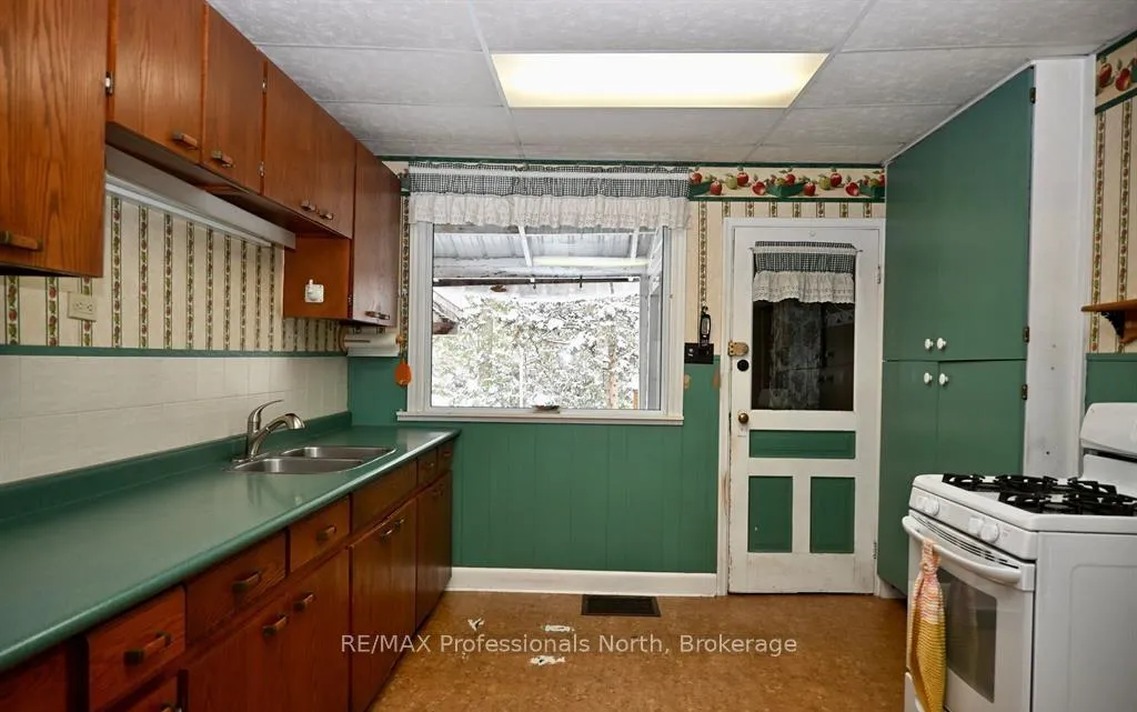Photo 17 of 330 John Street S, Gravenhurst, Muskoka (S) — HOMEH