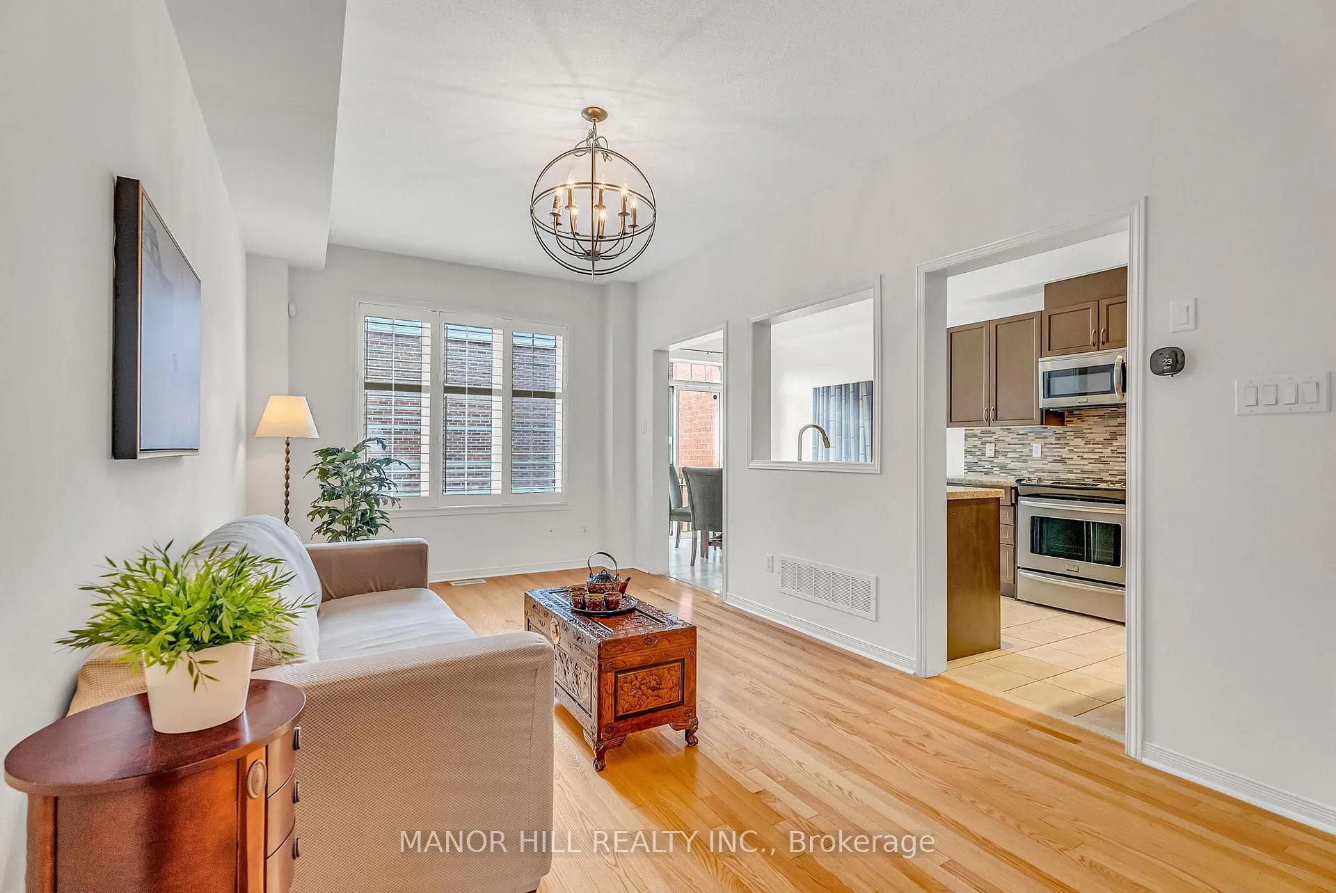 Photo 7 of 58 Big Hill Crescent, Vaughan, Patterson — HOMEH