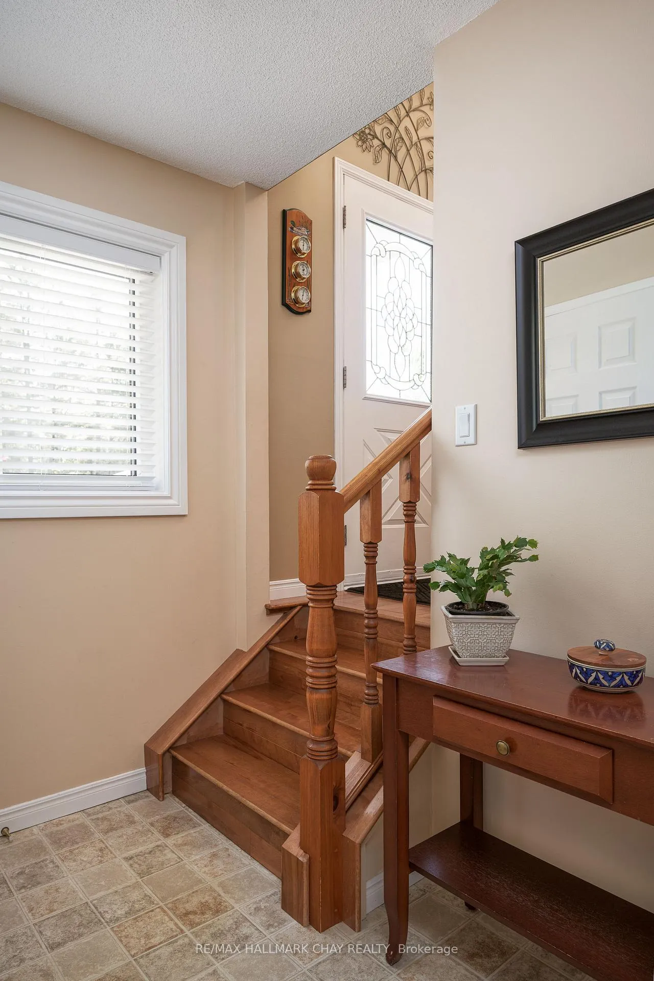 Photo 22 of 15 Oaktree Court, Wasaga Beach — HOMEH