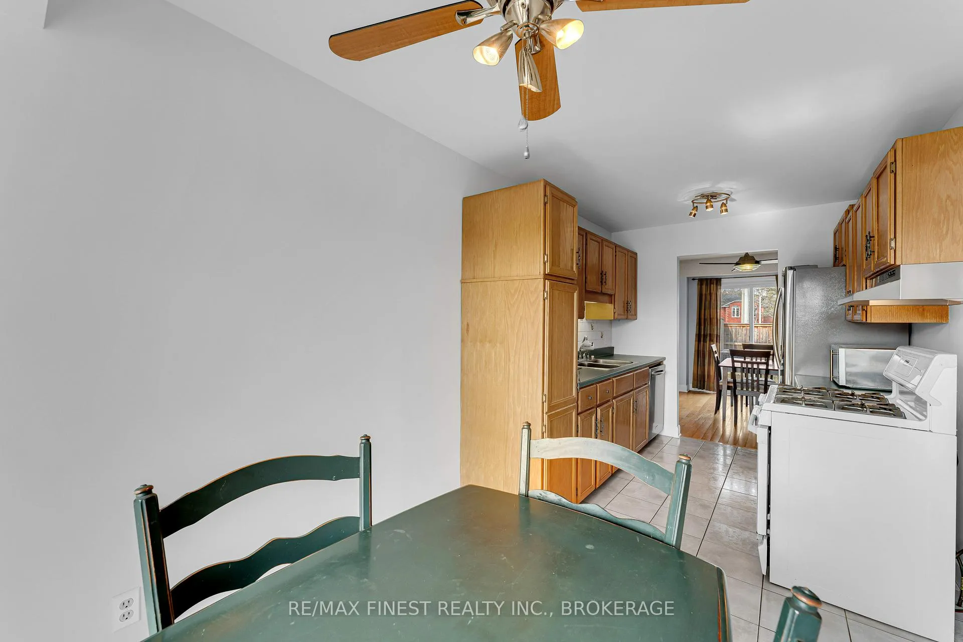 Photo 16 of 972 Heaton Road, Kingston, North of Taylor-Kidd Blvd — HOMEH