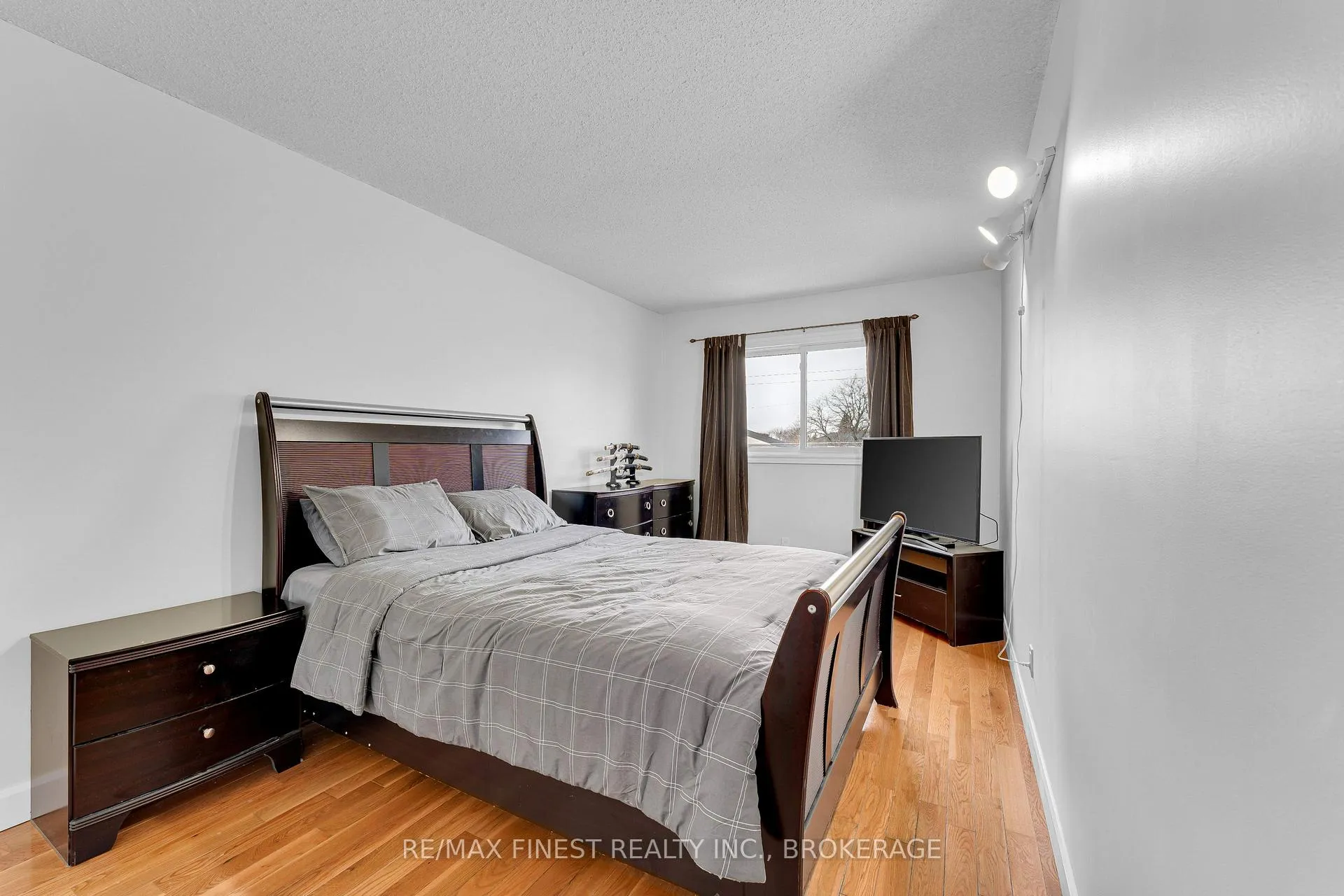 Photo 21 of 972 Heaton Road, Kingston, North of Taylor-Kidd Blvd — HOMEH