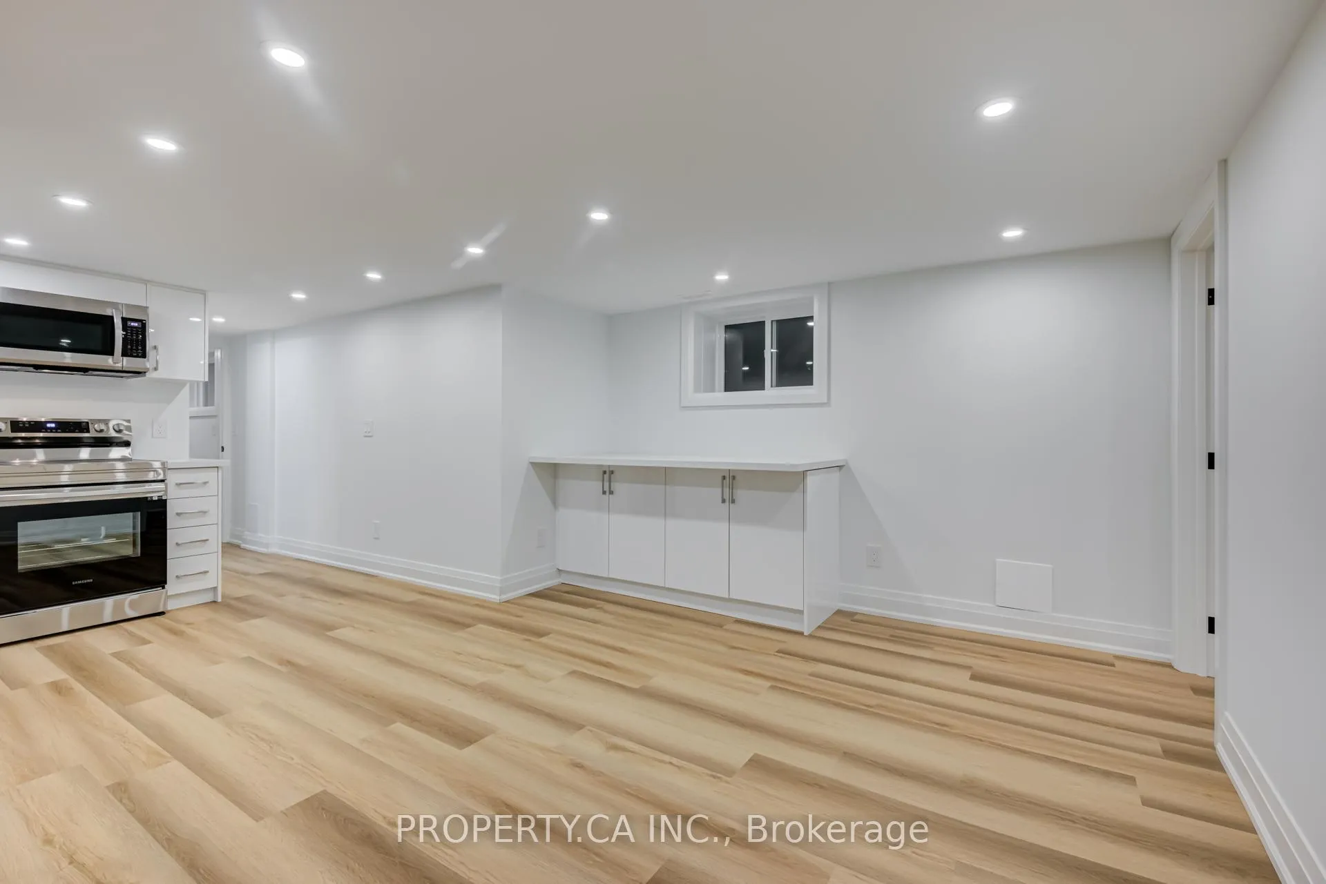 Photo 6 of Unit Lower, 8 First Avenue, Toronto, South Riverdale — HOMEH