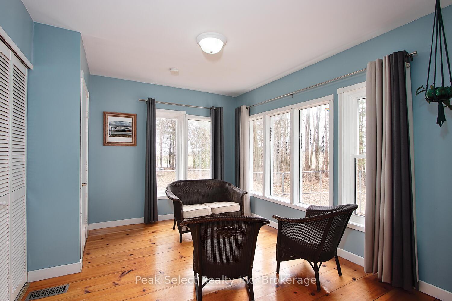 Photo 30 of 4903 Whalen Line, Lucan Biddulph, Prospect Hill — HOMEH