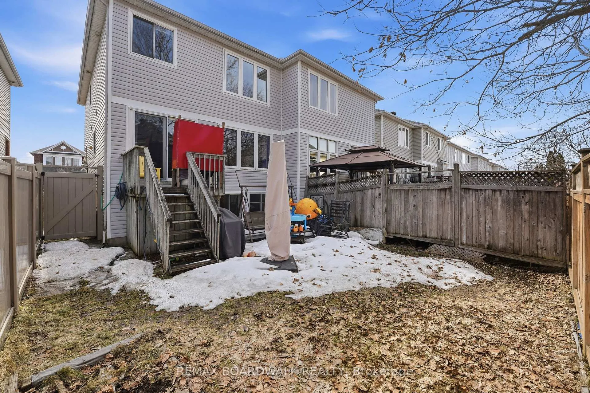 Photo 37 of 102 Deerfox Drive, Ottawa, Barrhaven - Longfields — HOMEH