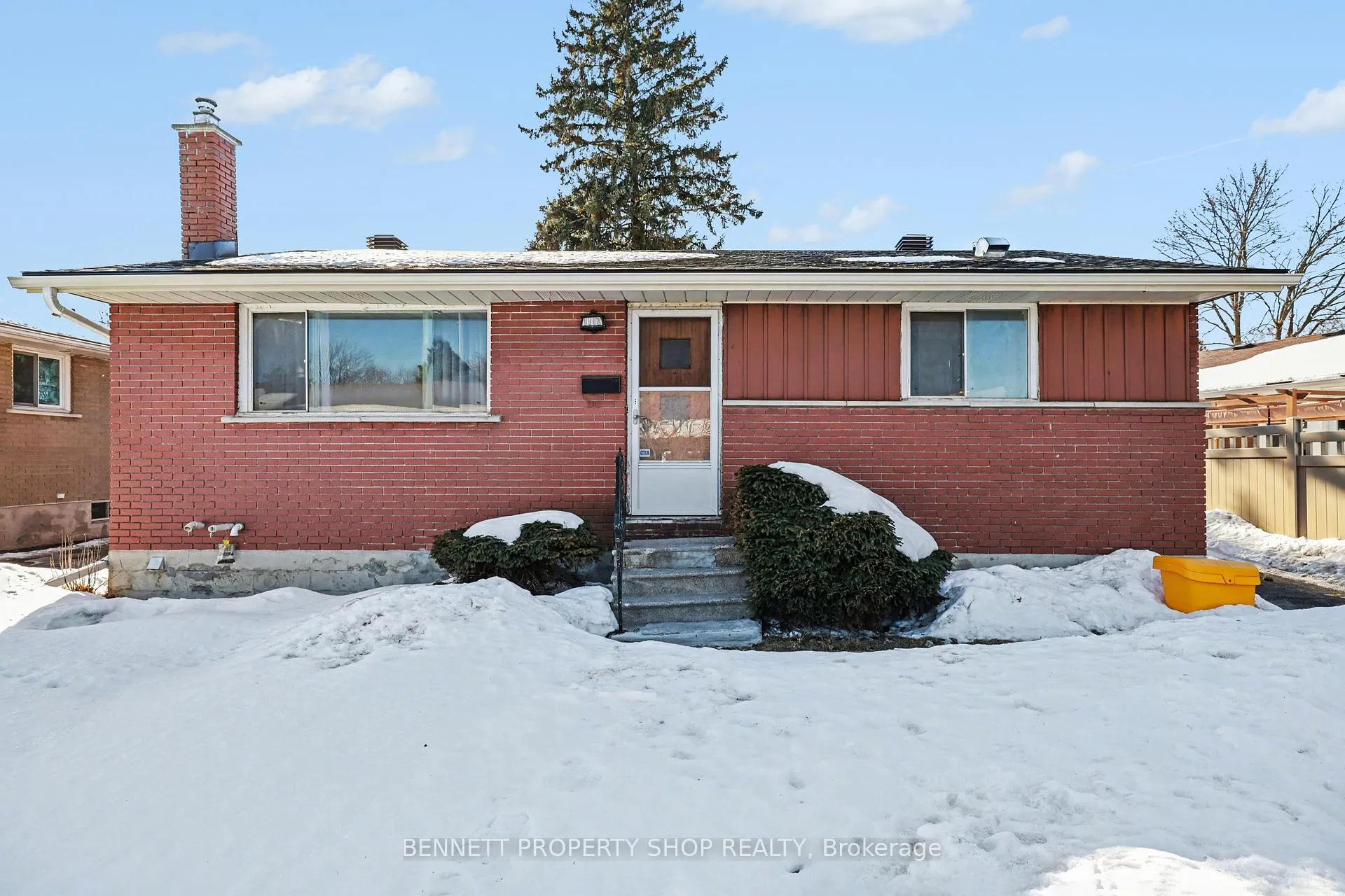 Photo 1 of 1112 Cobden Road, Ottawa, Parkway Park — HOMEH