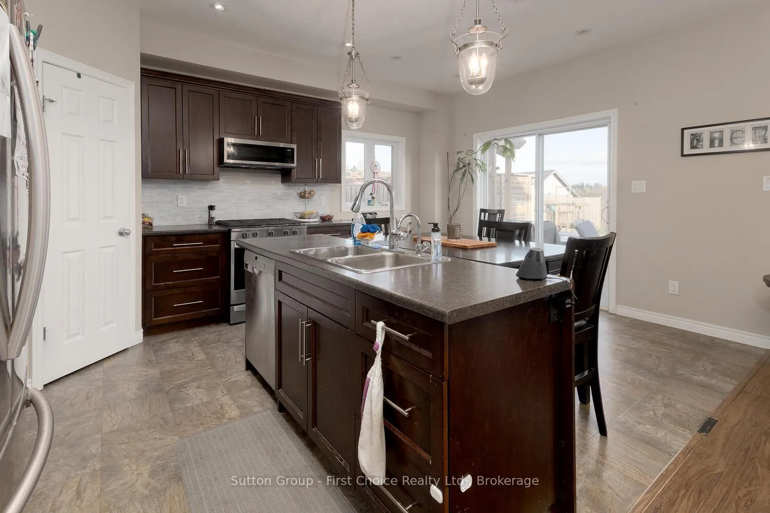 Photo 9 of 60 Brown Street, Stratford — HOMEH