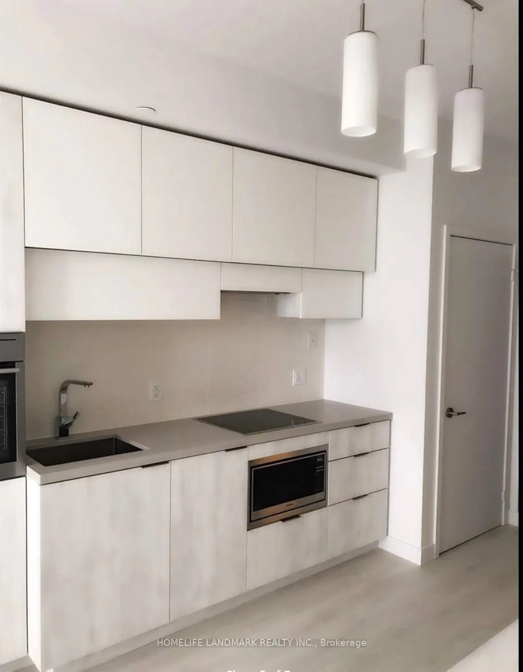 Photo 3 of Unit 1912, 8 Eglinton Avenue E, Toronto, Yonge-Eglinton — HOMEH