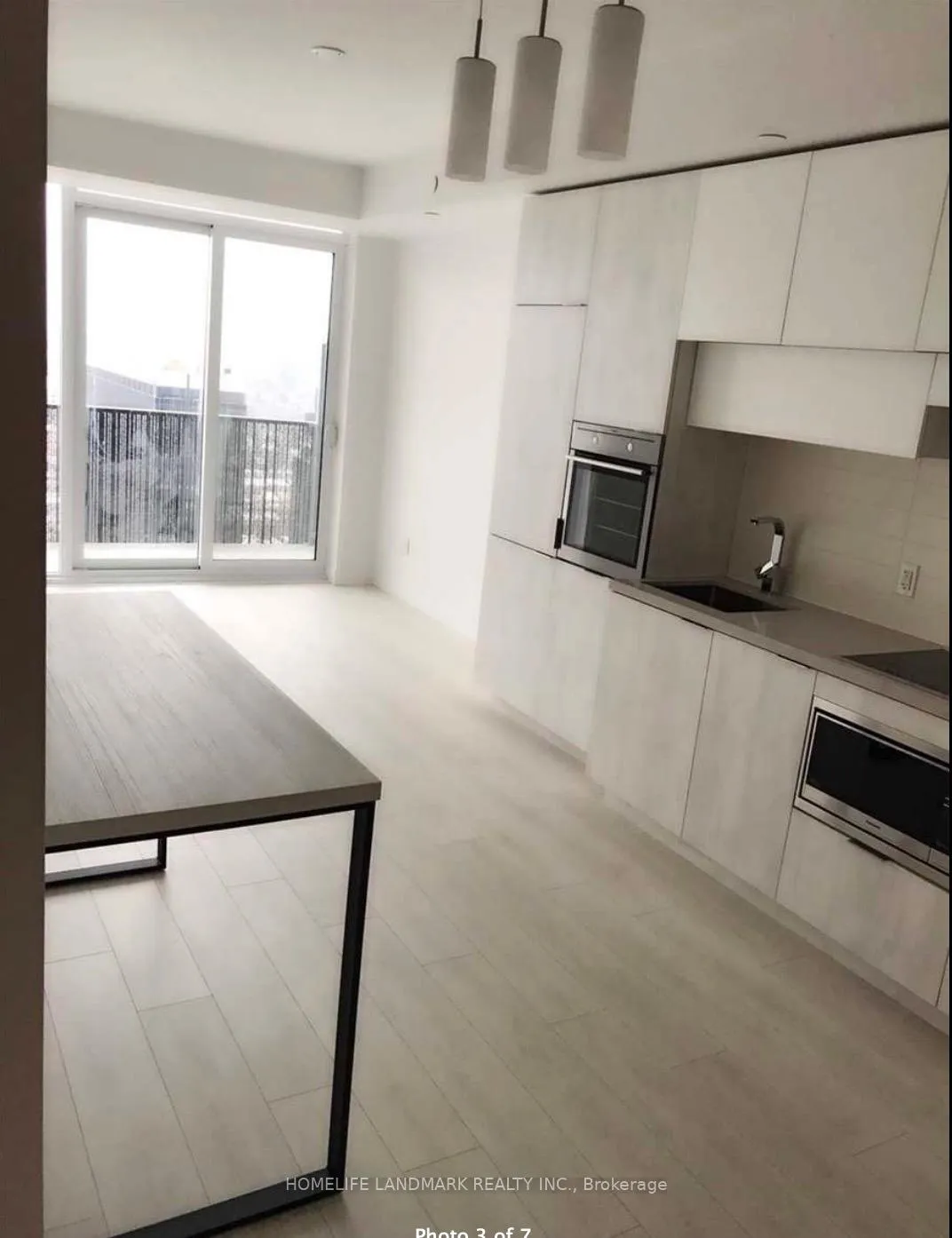 Photo 4 of Unit 1912, 8 Eglinton Avenue E, Toronto, Yonge-Eglinton — HOMEH