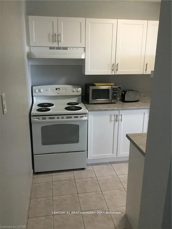 Photo 3 of Unit 202, 1103 jalna Boulevard, London, South X — HOMEH