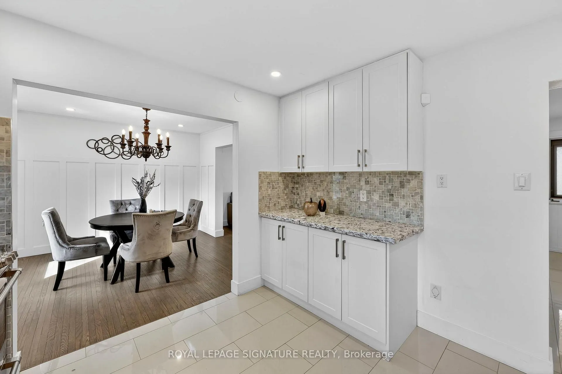 Photo 7 of 41 Wild Cherry Lane, Markham, Royal Orchard — HOMEH