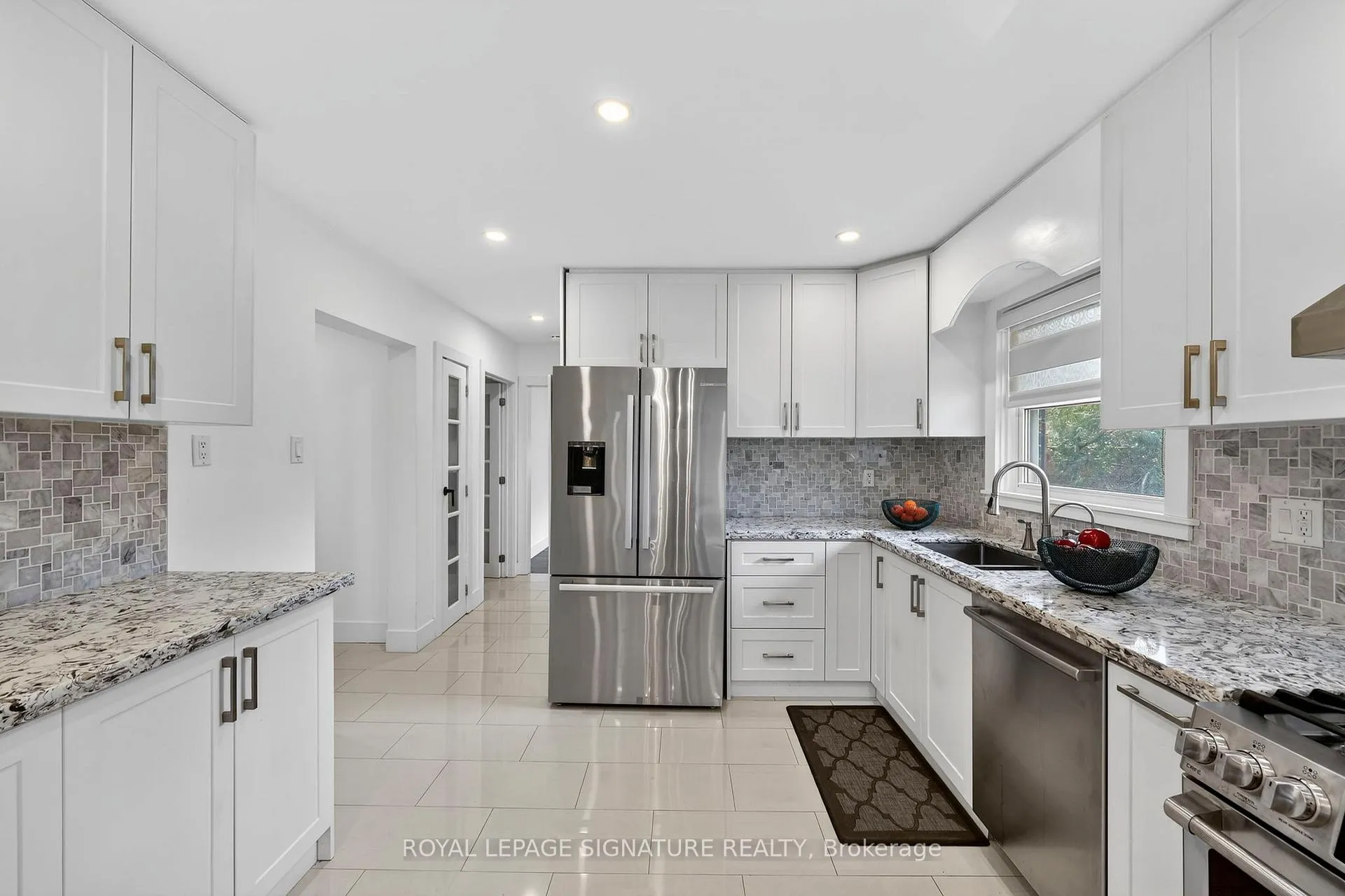 Photo 10 of 41 Wild Cherry Lane, Markham, Royal Orchard — HOMEH