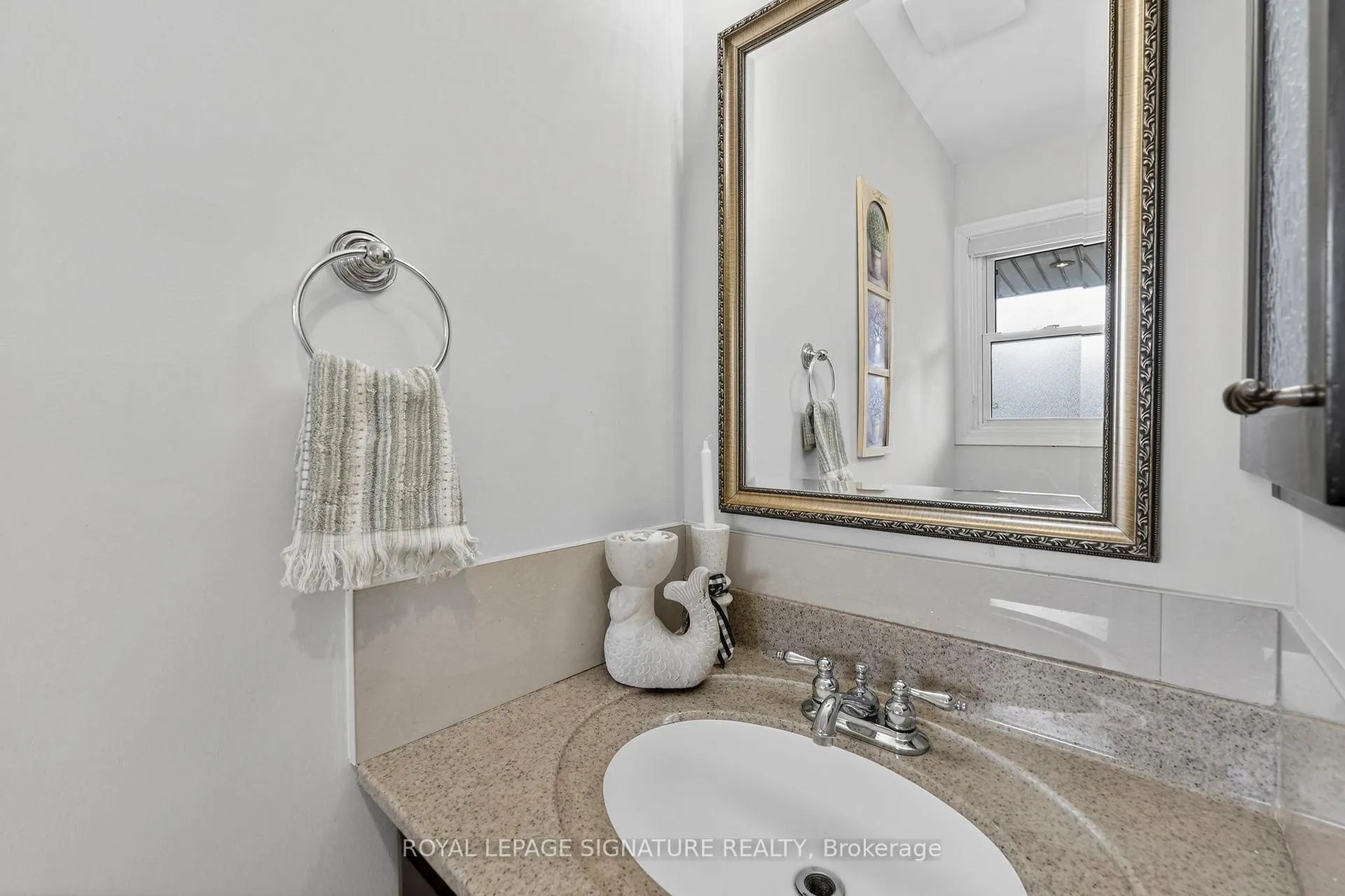 Photo 24 of 41 Wild Cherry Lane, Markham, Royal Orchard — HOMEH
