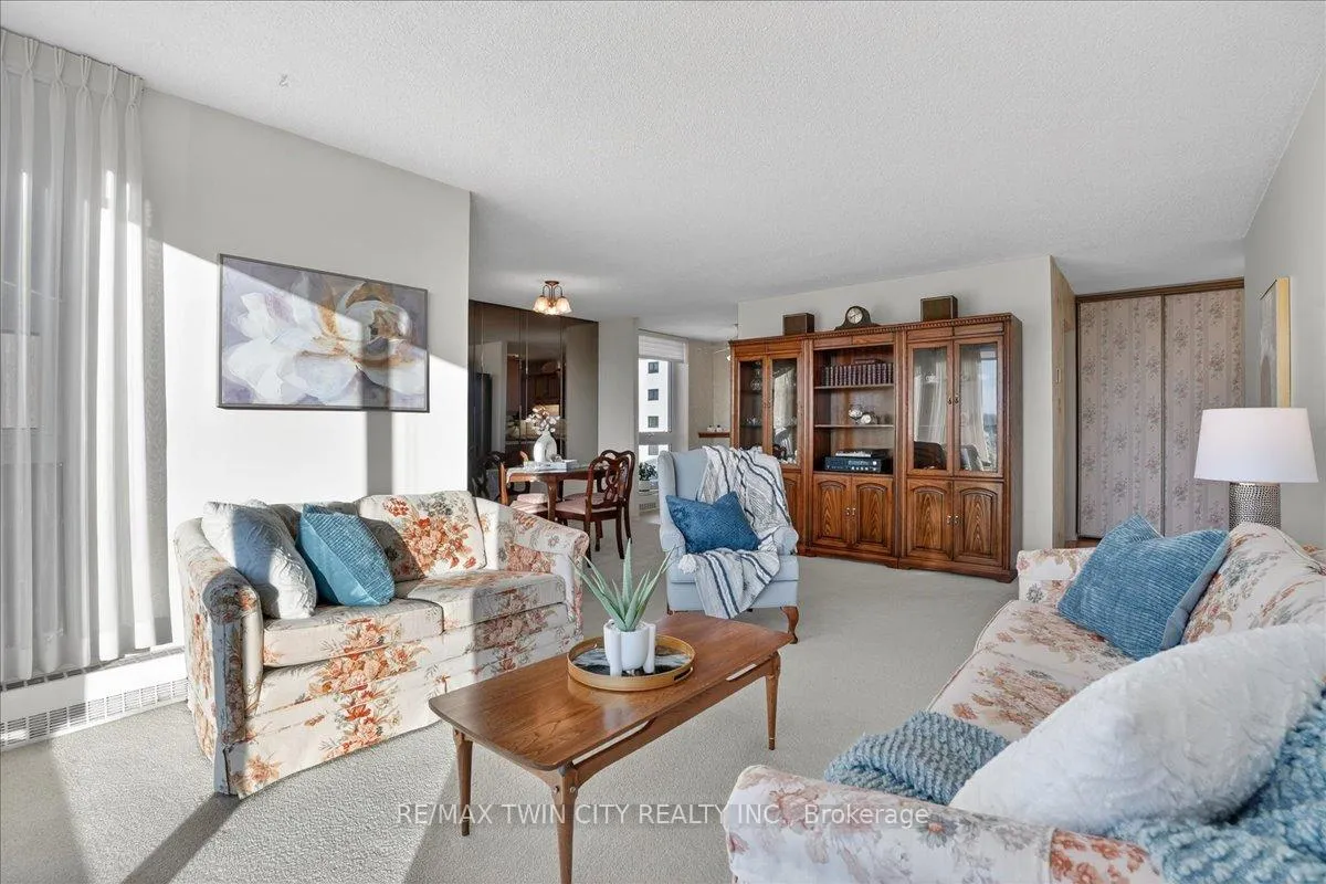 Photo 9 of Unit 706, 19 Woodlawn Road E, Guelph, Riverside Park — HOMEH