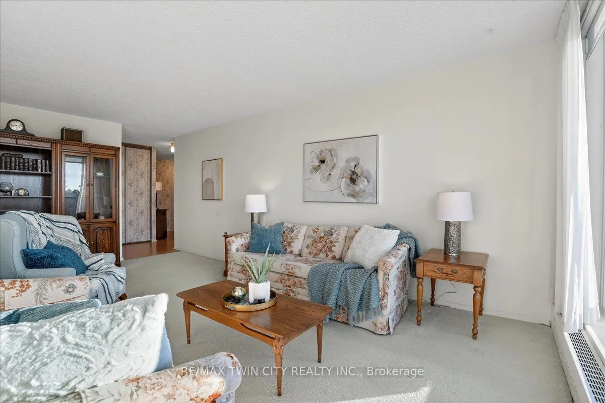 Photo 10 of Unit 706, 19 Woodlawn Road E, Guelph, Riverside Park — HOMEH